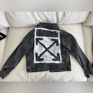 MEN’S OFF-WHITE GREY DENIM JACKET SIZE L
